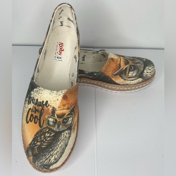 Goby Owl Print Slip-On Shoes - Picture 4 of 5